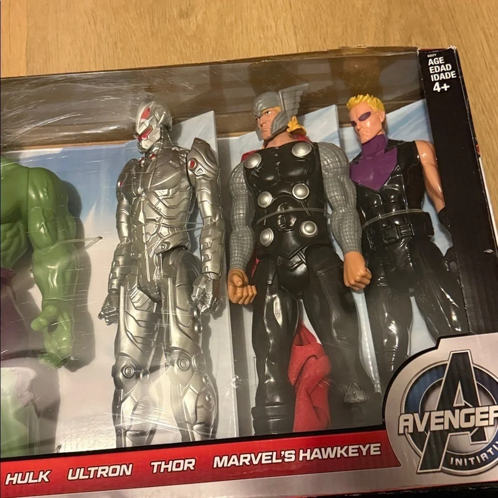 Hasbro marvel Avengers titan hero series new in sealed box